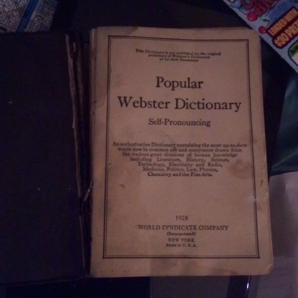 Popular Webster dictionary from 1928 - Picture 2 of 4